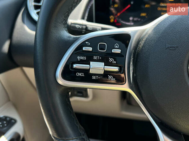 Серый Мерседес GLB-Class, объемом двигателя 2 л и пробегом 21 тыс. км за 33900 $, фото 24 на Automoto.ua