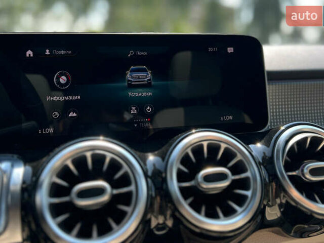 Серый Мерседес GLB-Class, объемом двигателя 2 л и пробегом 21 тыс. км за 33900 $, фото 15 на Automoto.ua