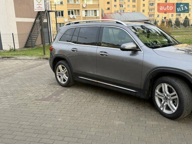 Сірий Мерседес GLB-Class, об'ємом двигуна 1.99 л та пробігом 170 тис. км за 23500 $, фото 4 на Automoto.ua
