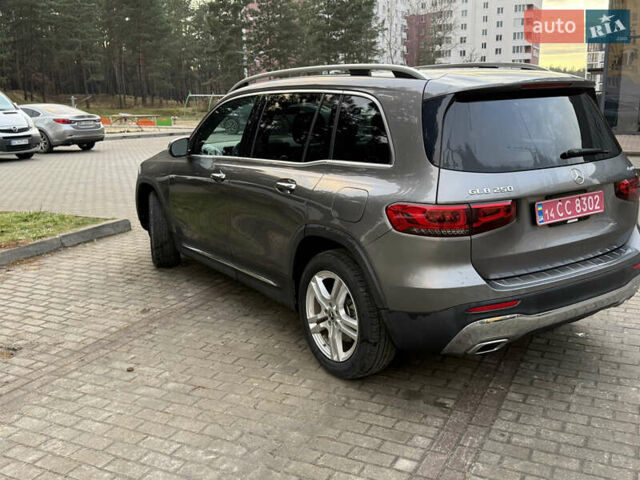 Сірий Мерседес GLB-Class, об'ємом двигуна 1.99 л та пробігом 170 тис. км за 23500 $, фото 9 на Automoto.ua