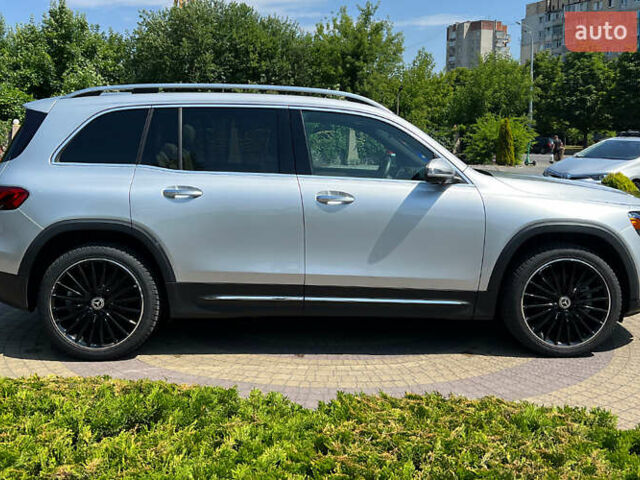 Серый Мерседес GLB-Class, объемом двигателя 2 л и пробегом 21 тыс. км за 33900 $, фото 7 на Automoto.ua