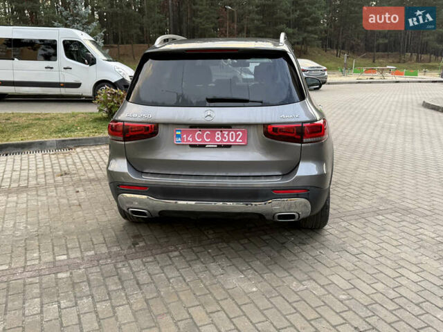 Сірий Мерседес GLB-Class, об'ємом двигуна 1.99 л та пробігом 170 тис. км за 23500 $, фото 7 на Automoto.ua