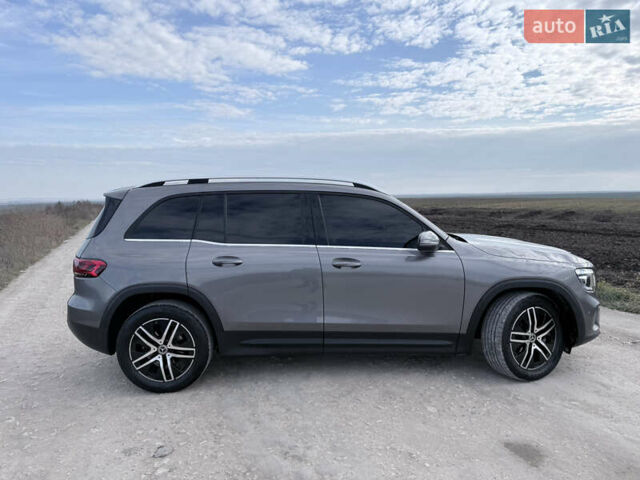 Серый Мерседес GLB-Class, объемом двигателя 1.95 л и пробегом 170 тыс. км за 30400 $, фото 11 на Automoto.ua
