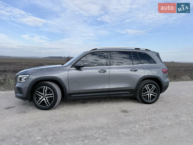 Серый Мерседес GLB-Class, объемом двигателя 1.95 л и пробегом 170 тыс. км за 30400 $, фото 2 на Automoto.ua