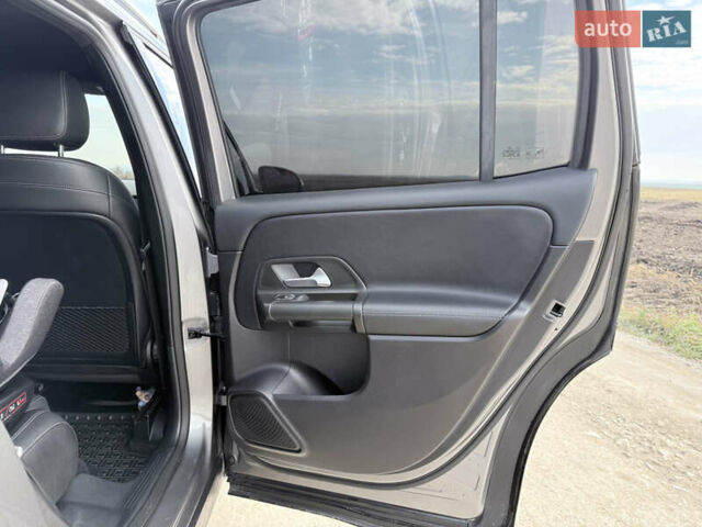 Серый Мерседес GLB-Class, объемом двигателя 1.95 л и пробегом 170 тыс. км за 30400 $, фото 24 на Automoto.ua