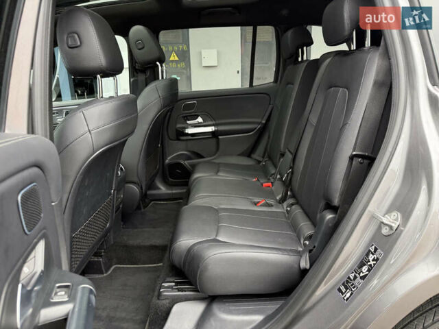 Сірий Мерседес GLB-Class, об'ємом двигуна 1.99 л та пробігом 29 тис. км за 35000 $, фото 11 на Automoto.ua