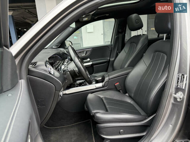 Сірий Мерседес GLB-Class, об'ємом двигуна 1.99 л та пробігом 29 тис. км за 35000 $, фото 8 на Automoto.ua