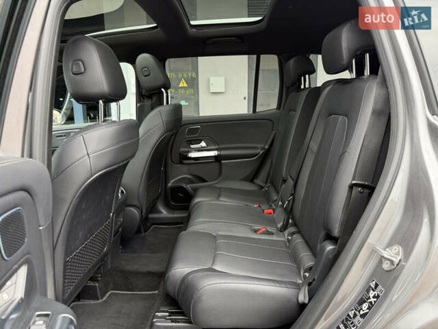 Сірий Мерседес GLB-Class, об'ємом двигуна 1.99 л та пробігом 29 тис. км за 35000 $, фото 10 на Automoto.ua