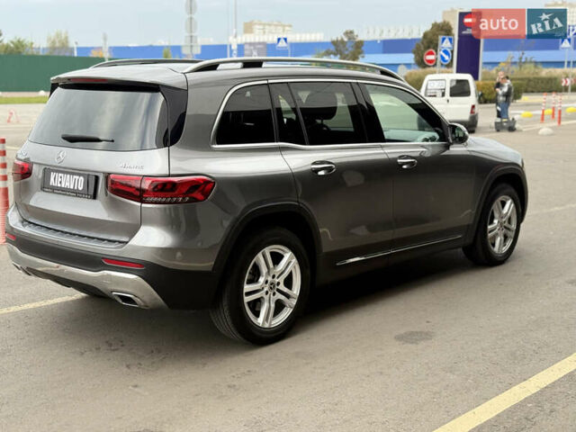 Сірий Мерседес GLB-Class, об'ємом двигуна 1.99 л та пробігом 29 тис. км за 35000 $, фото 5 на Automoto.ua