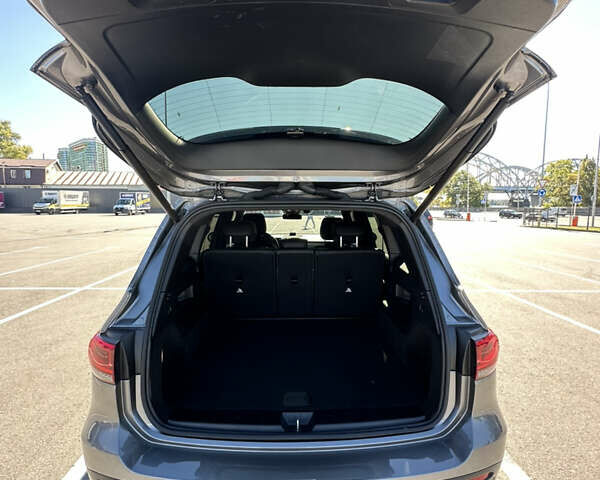 Серый Мерседес GLB-Class, объемом двигателя 1.95 л и пробегом 27 тыс. км за 37500 $, фото 13 на Automoto.ua