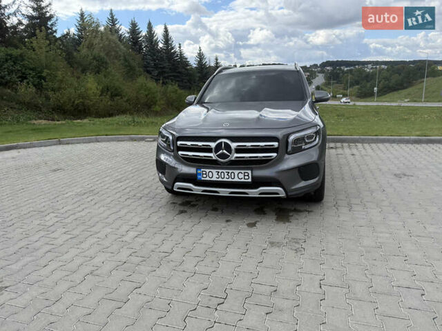 Серый Мерседес GLB-Class, объемом двигателя 2 л и пробегом 169 тыс. км за 30999 $, фото 9 на Automoto.ua