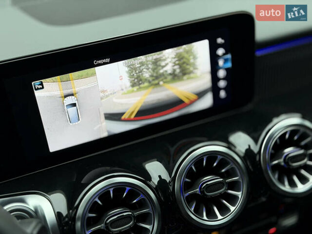 Сірий Мерседес GLB-Class, об'ємом двигуна 2 л та пробігом 32 тис. км за 37000 $, фото 7 на Automoto.ua