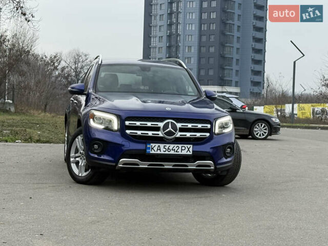 Синий Мерседес GLB-Class, объемом двигателя 1.99 л и пробегом 68 тыс. км за 27990 $, фото 4 на Automoto.ua
