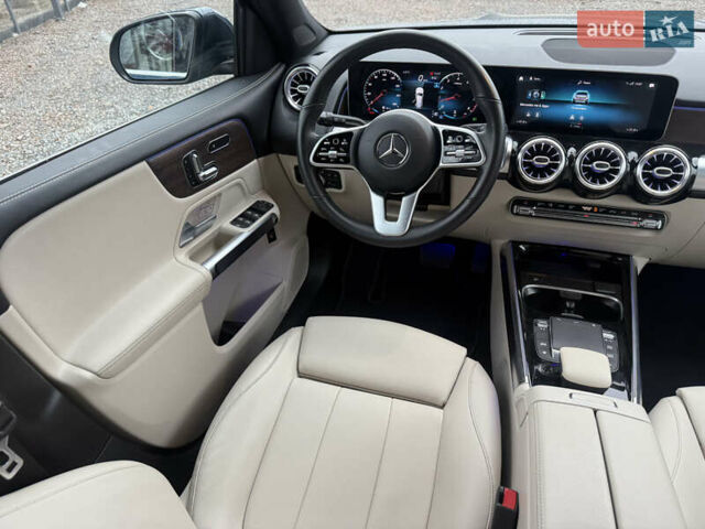 Синій Мерседес GLB-Class, об'ємом двигуна 1.99 л та пробігом 98 тис. км за 27000 $, фото 55 на Automoto.ua