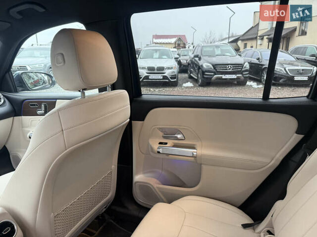 Синій Мерседес GLB-Class, об'ємом двигуна 1.99 л та пробігом 98 тис. км за 27000 $, фото 52 на Automoto.ua