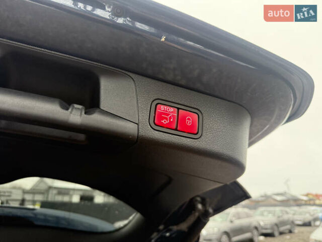 Синій Мерседес GLB-Class, об'ємом двигуна 1.99 л та пробігом 98 тис. км за 27000 $, фото 20 на Automoto.ua