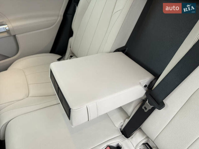 Синій Мерседес GLB-Class, об'ємом двигуна 1.99 л та пробігом 98 тис. км за 27000 $, фото 50 на Automoto.ua