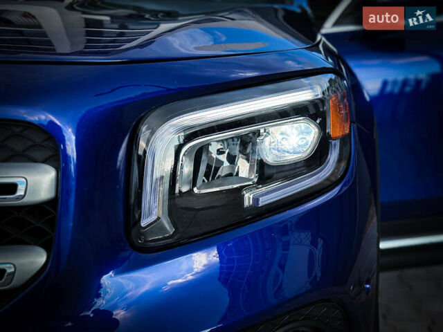 Синий Мерседес GLB-Class, объемом двигателя 1.99 л и пробегом 50 тыс. км за 26900 $, фото 10 на Automoto.ua