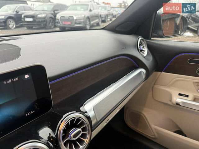Синій Мерседес GLB-Class, об'ємом двигуна 1.99 л та пробігом 98 тис. км за 27000 $, фото 44 на Automoto.ua