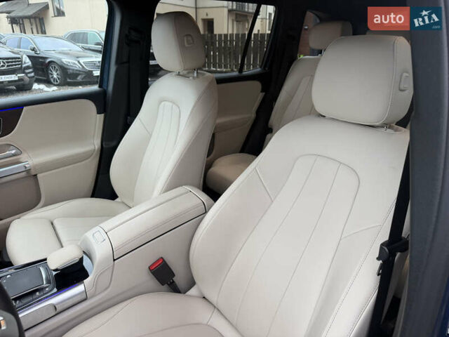 Синій Мерседес GLB-Class, об'ємом двигуна 1.99 л та пробігом 98 тис. км за 27000 $, фото 36 на Automoto.ua