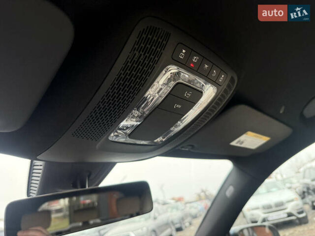 Синій Мерседес GLB-Class, об'ємом двигуна 1.99 л та пробігом 98 тис. км за 27000 $, фото 46 на Automoto.ua