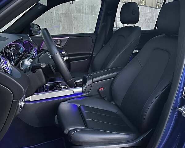 Синий Мерседес GLB-Class, объемом двигателя 1.99 л и пробегом 98 тыс. км за 33900 $, фото 18 на Automoto.ua