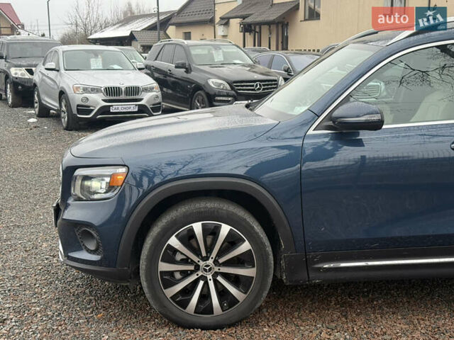 Синій Мерседес GLB-Class, об'ємом двигуна 1.99 л та пробігом 98 тис. км за 27000 $, фото 5 на Automoto.ua