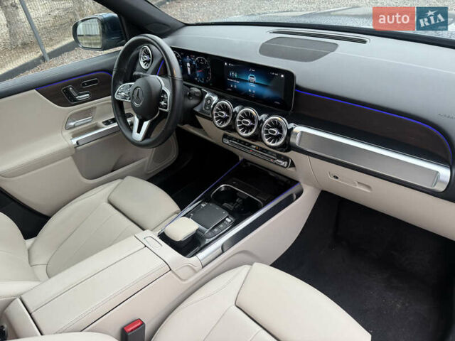 Синій Мерседес GLB-Class, об'ємом двигуна 1.99 л та пробігом 98 тис. км за 27000 $, фото 69 на Automoto.ua