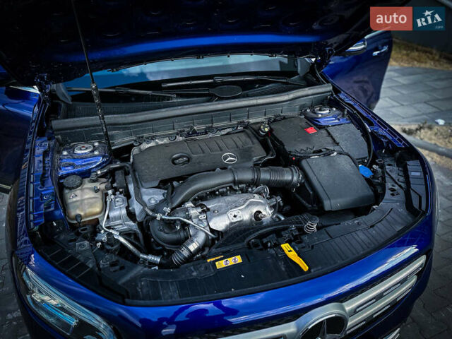 Синий Мерседес GLB-Class, объемом двигателя 1.99 л и пробегом 50 тыс. км за 26900 $, фото 12 на Automoto.ua