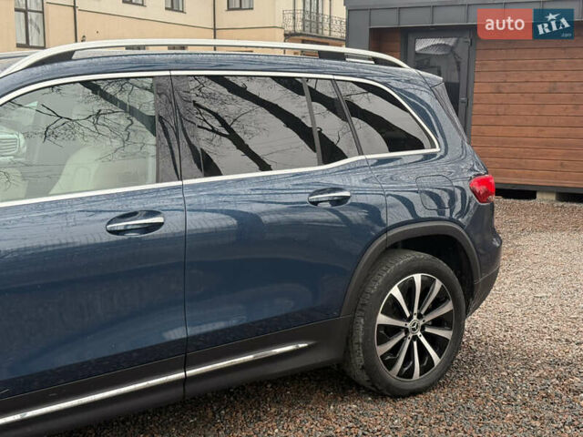 Синій Мерседес GLB-Class, об'ємом двигуна 1.99 л та пробігом 98 тис. км за 27000 $, фото 7 на Automoto.ua