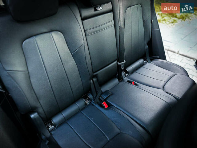 Синий Мерседес GLB-Class, объемом двигателя 1.99 л и пробегом 50 тыс. км за 26900 $, фото 16 на Automoto.ua