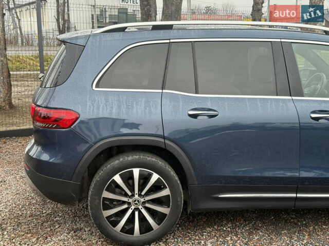 Синій Мерседес GLB-Class, об'ємом двигуна 1.99 л та пробігом 98 тис. км за 27000 $, фото 23 на Automoto.ua