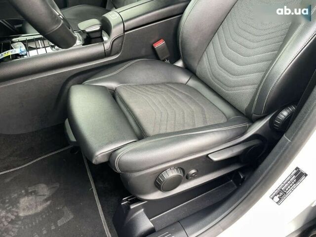 Мерседес GLB, объемом двигателя 2 л и пробегом 195 тыс. км за 27900 $, фото 5 на Automoto.ua