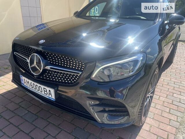 Чорний Мерседес GLC 350, об'ємом двигуна 3 л та пробігом 109 тис. км за 49000 $, фото 2 на Automoto.ua