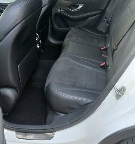 Белый Мерседес ГЛЦ-Класс, объемом двигателя 2.14 л и пробегом 160 тыс. км за 25000 $, фото 9 на Automoto.ua