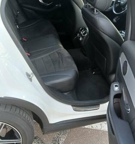 Белый Мерседес ГЛЦ-Класс, объемом двигателя 2.14 л и пробегом 160 тыс. км за 25000 $, фото 11 на Automoto.ua