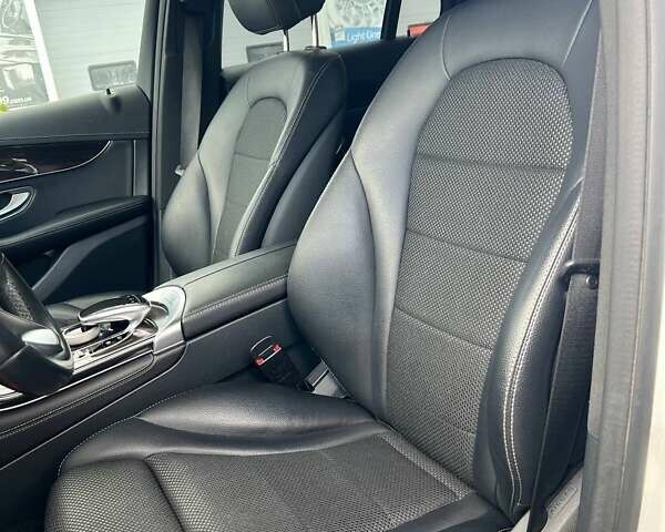 Белый Мерседес ГЛЦ-Класс, объемом двигателя 2.14 л и пробегом 135 тыс. км за 27500 $, фото 10 на Automoto.ua