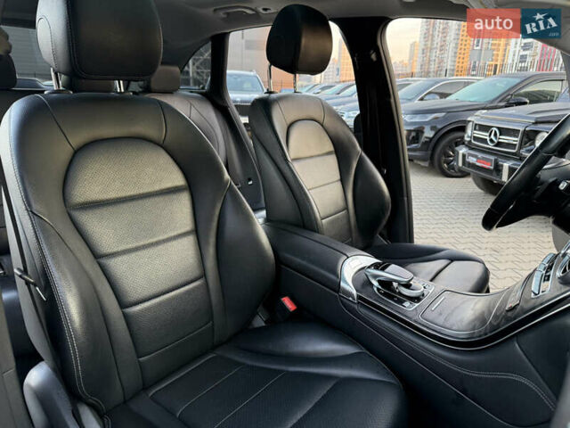 Белый Мерседес ГЛЦ-Класс, объемом двигателя 1.99 л и пробегом 262 тыс. км за 18000 $, фото 19 на Automoto.ua
