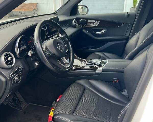 Белый Мерседес ГЛЦ-Класс, объемом двигателя 2.14 л и пробегом 135 тыс. км за 27500 $, фото 8 на Automoto.ua