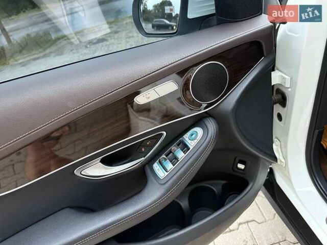 Белый Мерседес ГЛЦ-Класс, объемом двигателя 2.2 л и пробегом 130 тыс. км за 26750 $, фото 48 на Automoto.ua