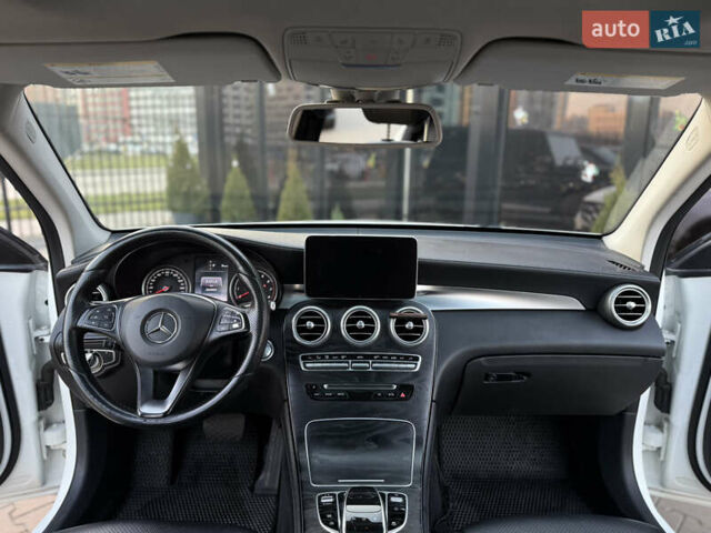 Белый Мерседес ГЛЦ-Класс, объемом двигателя 1.99 л и пробегом 262 тыс. км за 18000 $, фото 21 на Automoto.ua