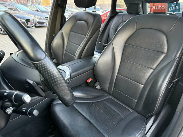 Белый Мерседес ГЛЦ-Класс, объемом двигателя 1.99 л и пробегом 262 тыс. км за 18000 $, фото 15 на Automoto.ua