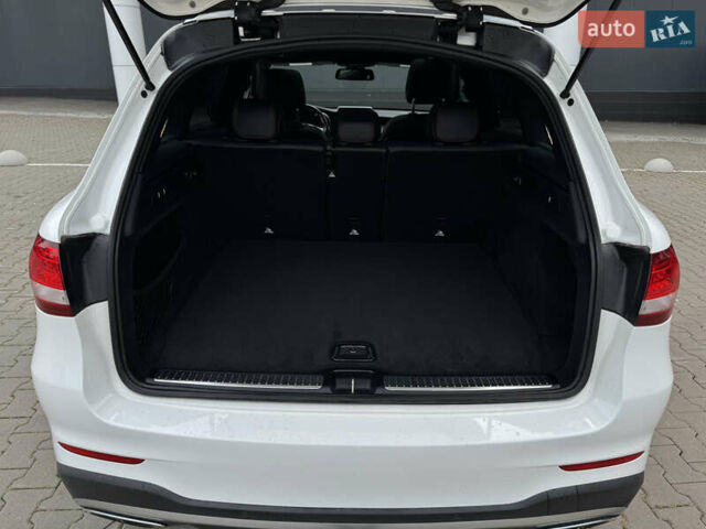 Мерседес ГЛЦ-Класс 2016 в Киеве на Automoto.ua Белый Мерседес ГЛЦ-Класс, объемом двигателя 3 л и пробегом 122 тыс. км за 29500 $, фото 39 на Automoto.ua