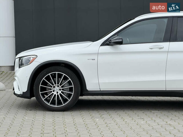 Мерседес ГЛЦ-Класс 2016 в Киеве на Automoto.ua Белый Мерседес ГЛЦ-Класс, объемом двигателя 3 л и пробегом 122 тыс. км за 29500 $, фото 4 на Automoto.ua