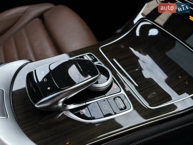 Белый Мерседес ГЛЦ-Класс, объемом двигателя 1.99 л и пробегом 120 тыс. км за 29900 $, фото 32 на Automoto.ua
