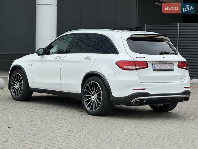 Мерседес ГЛЦ-Класс 2016 в Киеве на Automoto.ua Белый Мерседес ГЛЦ-Класс, объемом двигателя 3 л и пробегом 122 тыс. км за 29500 $, фото 7 на Automoto.ua