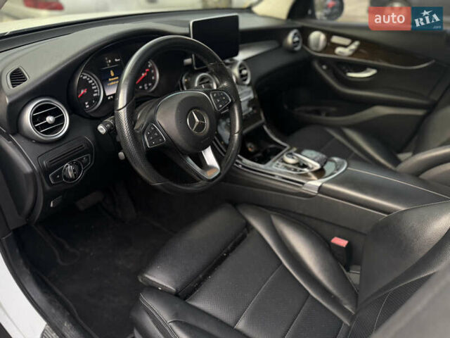 Белый Мерседес ГЛЦ-Класс, объемом двигателя 1.99 л и пробегом 179 тыс. км за 17000 $, фото 9 на Automoto.ua