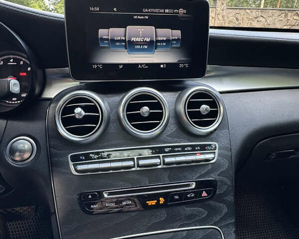 Белый Мерседес ГЛЦ-Класс, объемом двигателя 1.99 л и пробегом 260 тыс. км за 18500 $, фото 14 на Automoto.ua