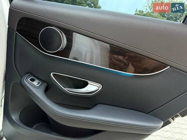 Белый Мерседес ГЛЦ-Класс, объемом двигателя 2.2 л и пробегом 130 тыс. км за 26750 $, фото 63 на Automoto.ua