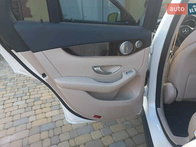 Білий Мерседес ГЛЦ-Клас, об'ємом двигуна 1.99 л та пробігом 103 тис. км за 26400 $, фото 16 на Automoto.ua